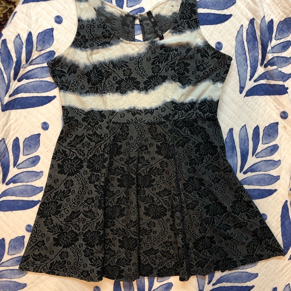 Jessica Simpson Black and Gray Floral Dress 2X